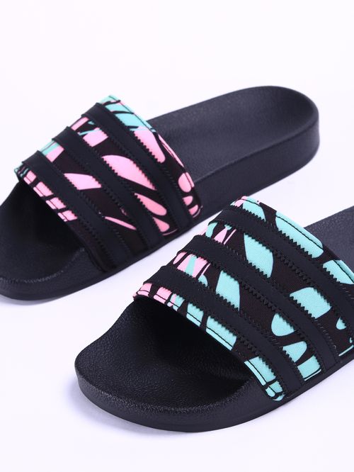 Chinelo adidas adilette