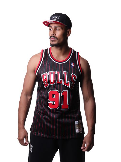 Regata mitchell & ness swingman jersey road chicago bulls 1997-1998 rodman 91