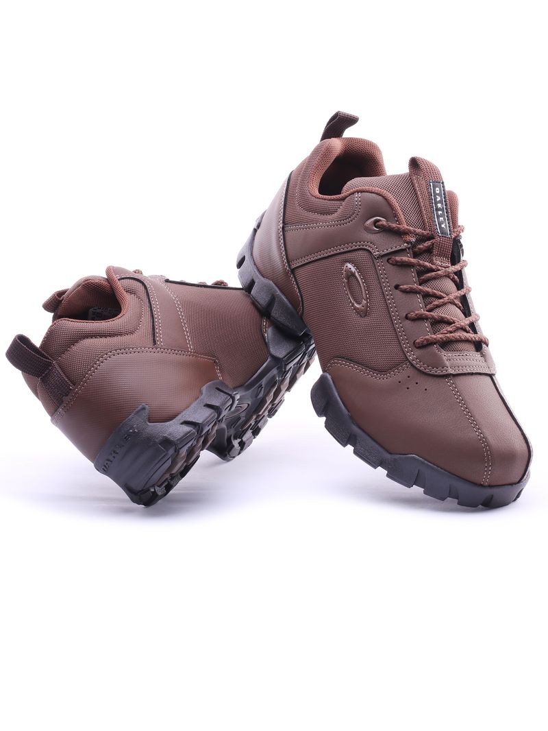 Tenis-oakley-battle--Brown