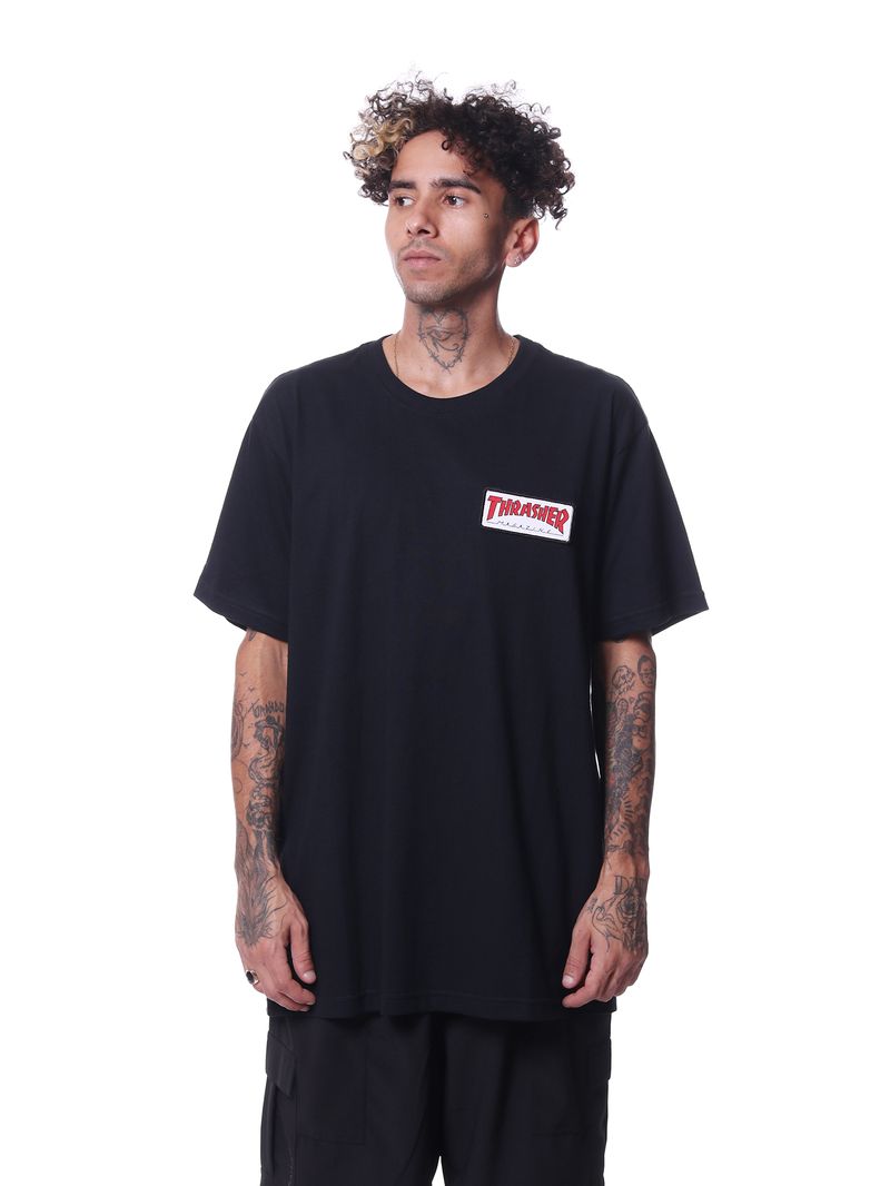 Camiseta-thrasher-outlined-Preto