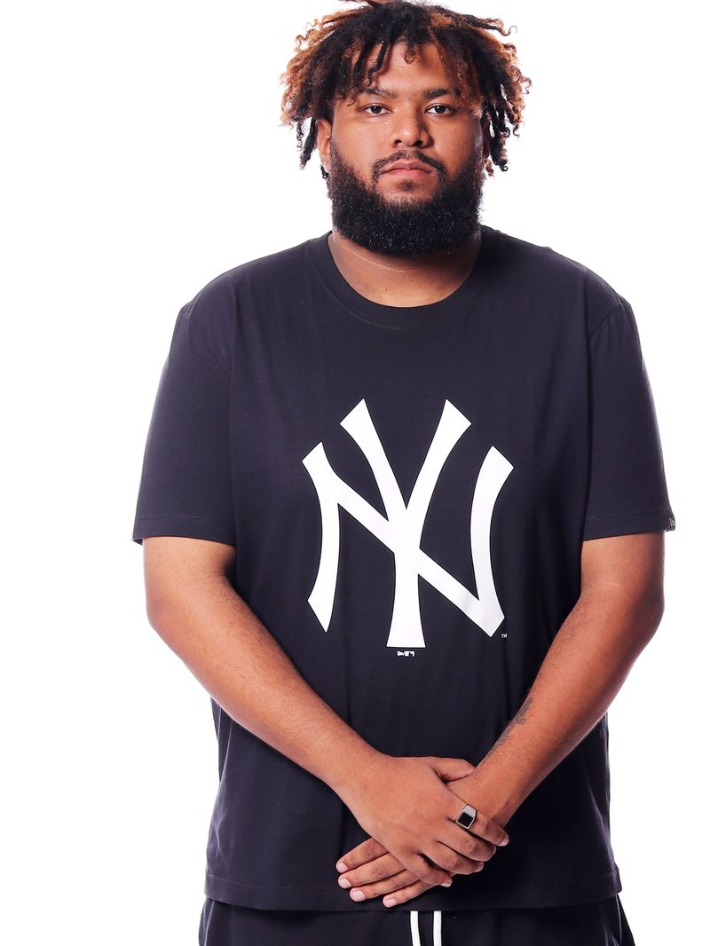 Camiseta-new-era-plus-size-mlb-new-york-yankees-big-logo-Preto