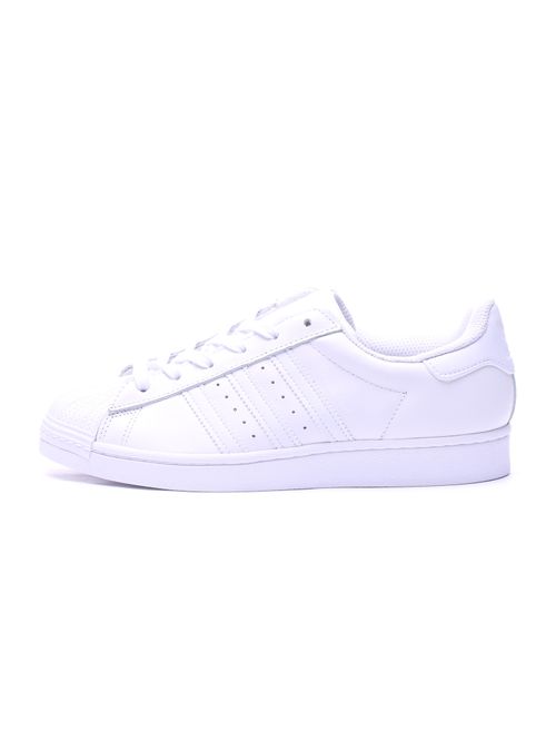 Tênis adidas superstar