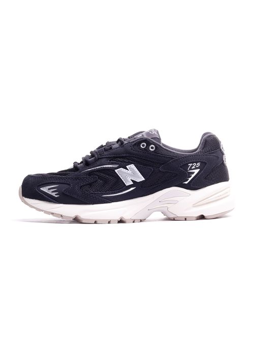 Tênis New Balance 725