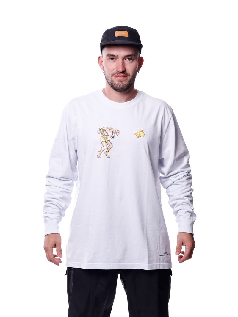 Camiseta-Ous-Street-Fighter-Long-Sleeve-Dhalsim-Branco