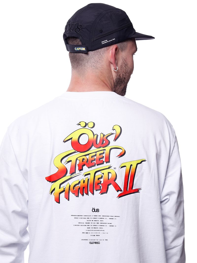 Camiseta-Ous-Street-Fighter-Long-Sleeve-Dhalsim-Branco