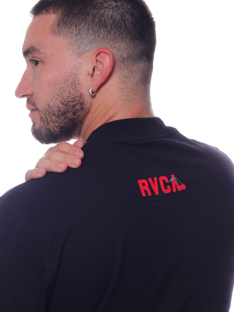 Camiseta-Rvca-Luke-Still-Life-Preto
