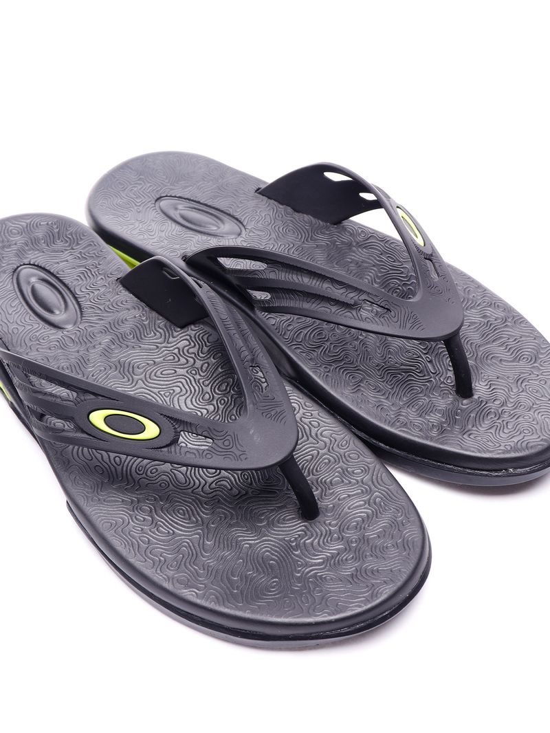 Chinelo-Oakley-Killer-Point-II-Camo
