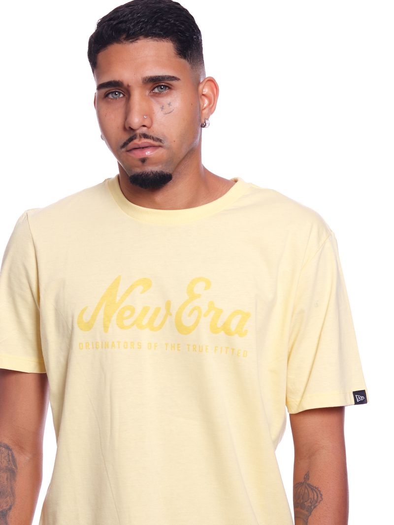 Camiseta-New-Era-Regular-Branded-Color-in-Color-Amarelo