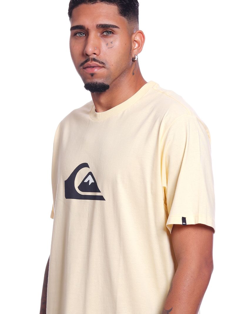 Camiseta-Quiksilver-Comp-Logo-Color-Amarelo