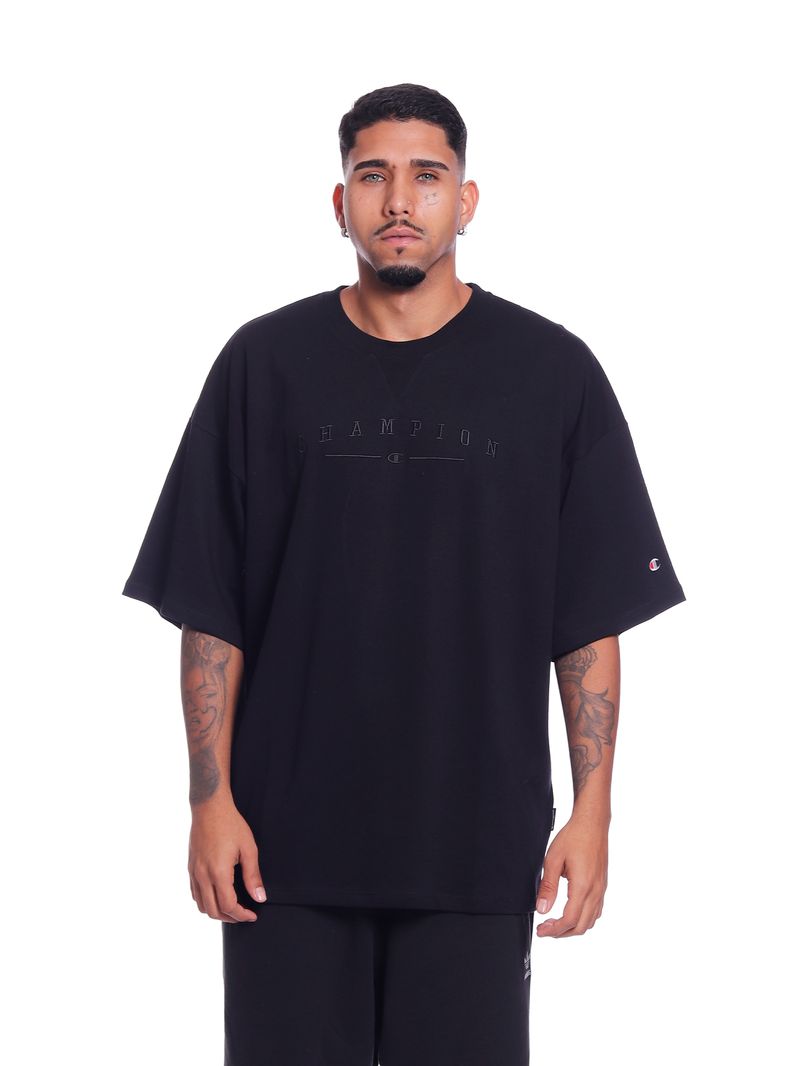Camiseta-Champion-Oversized-Black