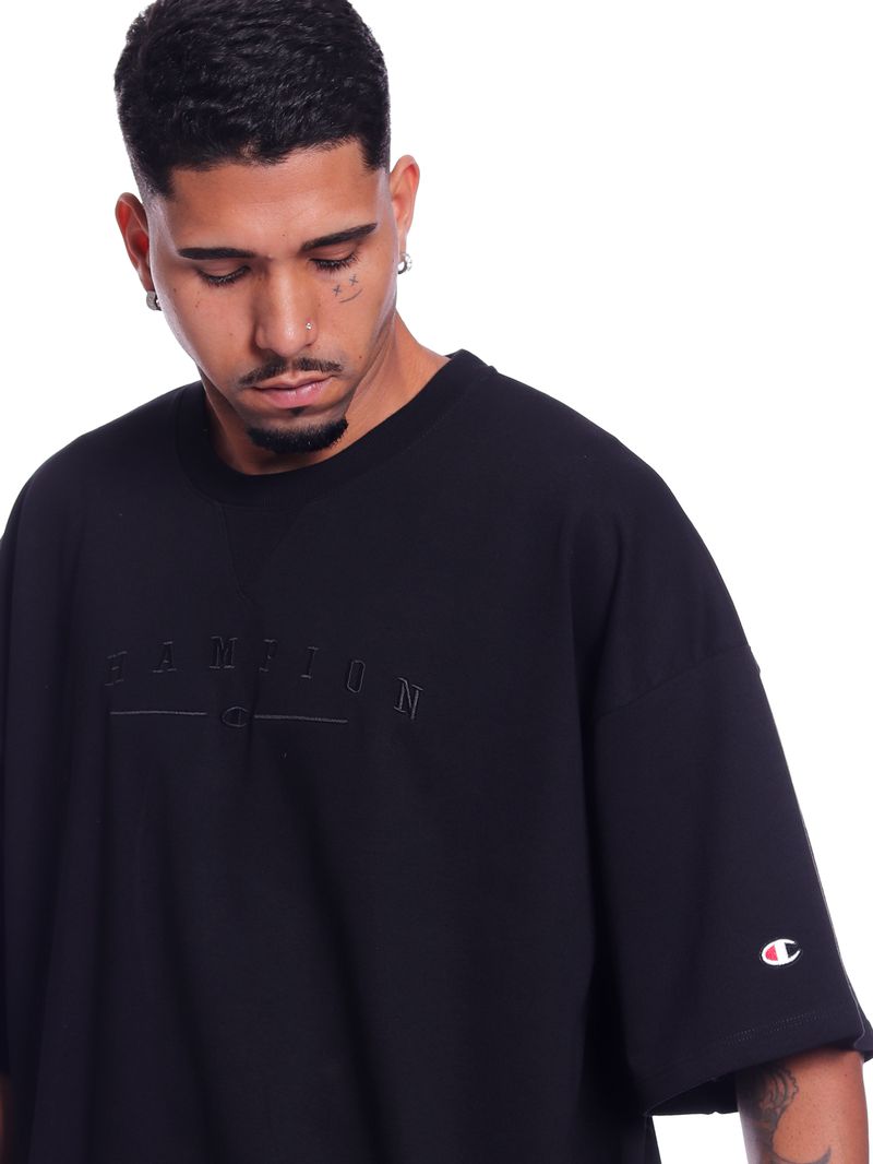 Camiseta-Champion-Oversized-Black