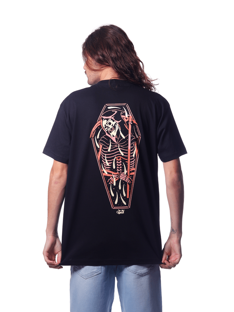 Camiseta-Bali-Hai-Caixao-Cavera-Preto