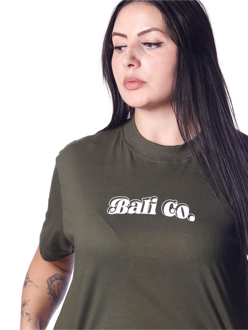 Cropped-Bali-Hai-T-Shirt-Over-Girls-Dont-Cry-Verde
