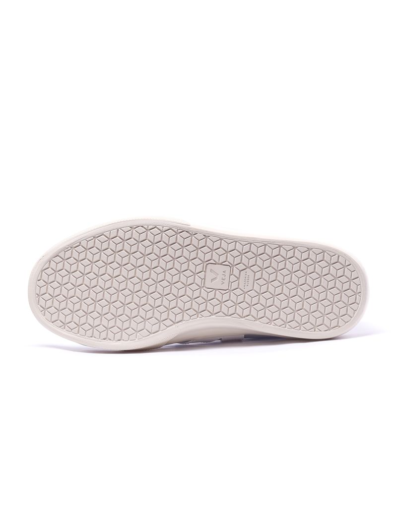 Tenis-Veja-Campo-Chromefree-Metalizado-silver-white