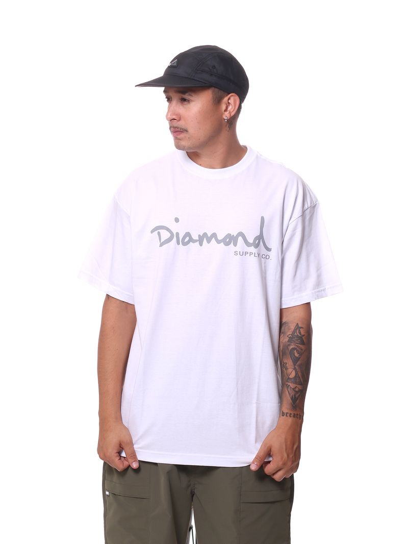Camiseta-T-Shirt-Diamond-Og-Script-White