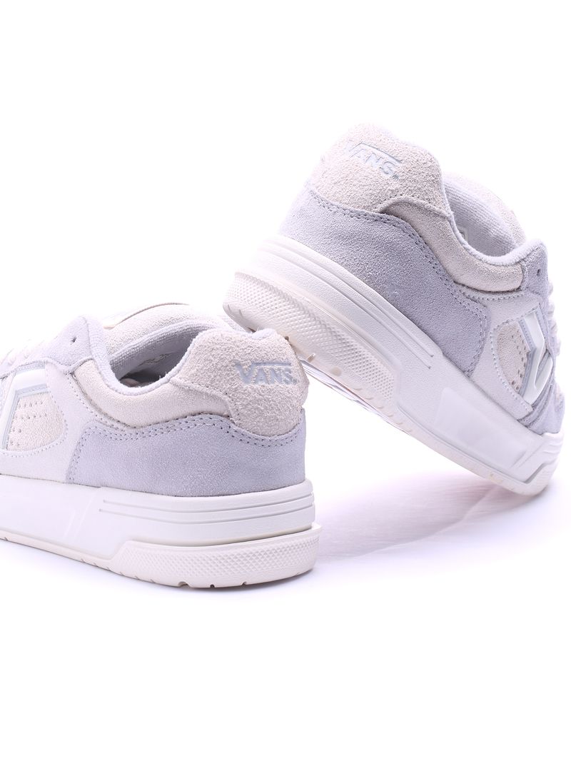 Tenis-Vans-Upland-Neutrals-lunar-rock