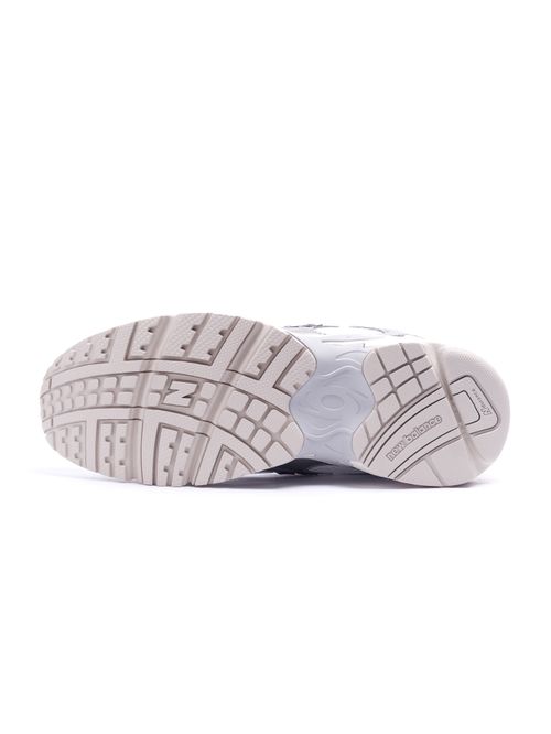 Tênis New Balance 725