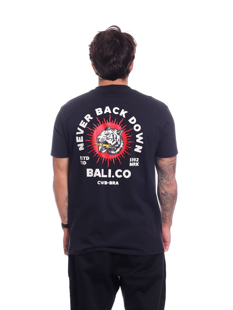 Camiseta-Bali-Hai-Tiger-Never-Back-Down-Preto