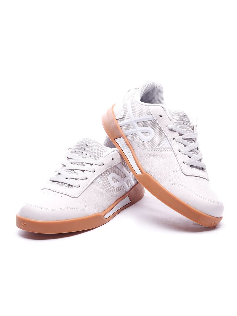 Tenis-Ous-Gomes-Cinza-branco-ltx