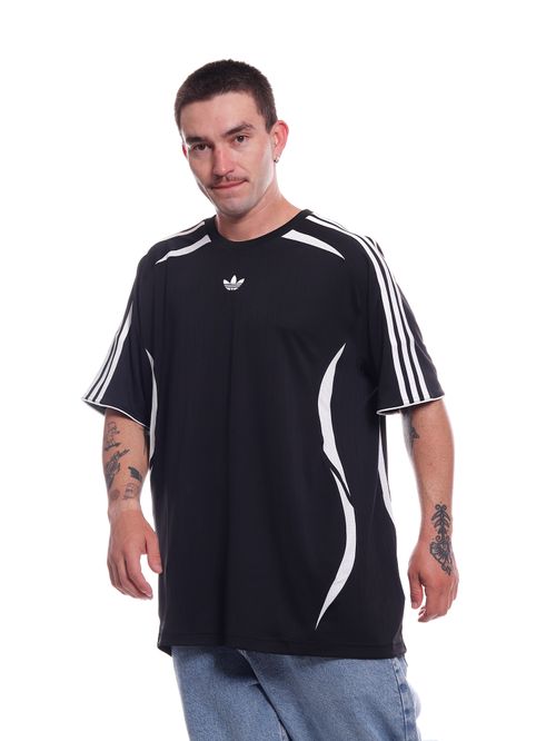 Camiseta Adidas Adicolor Teamgeist