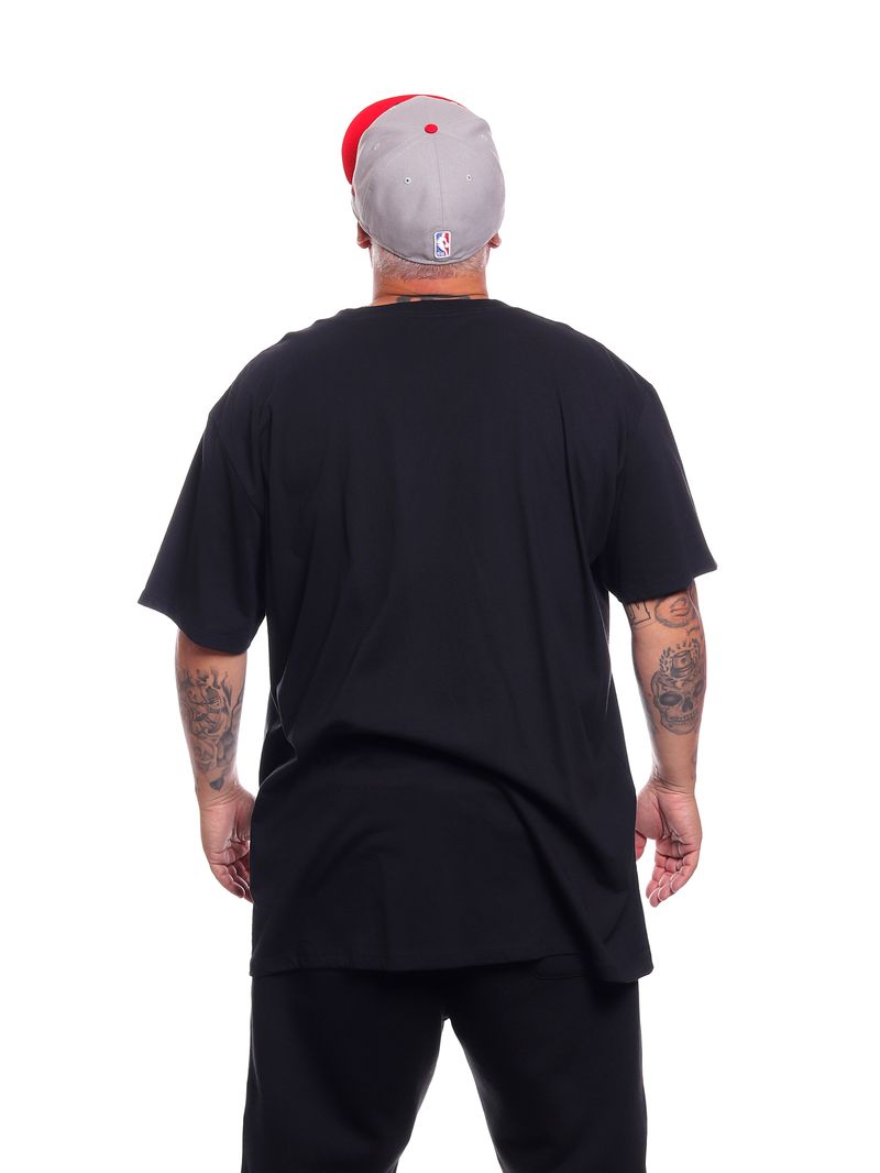 Camiseta-Plus-Size-Bali-Hai-Pixo-Class-Abstrato-Preto