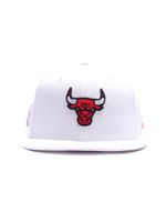 Bone-New-Era-59FIFTY-Fitted-NBA-Chicago-Bulls-Core-White