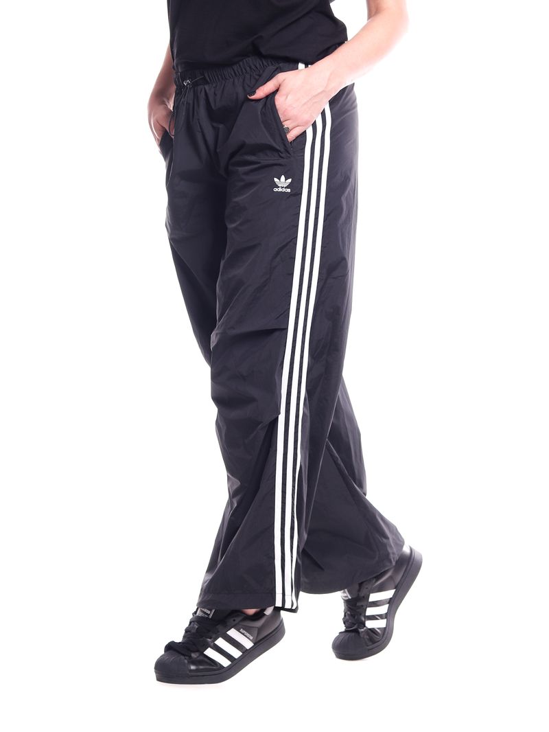 Calca-Adidas-Malha-Parachute-Tres-Listras-Black