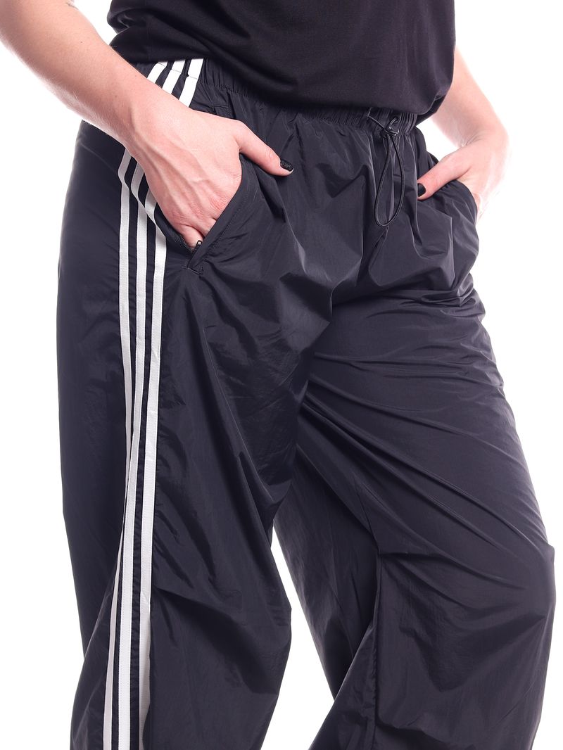 Calca-Adidas-Malha-Parachute-Tres-Listras-Black