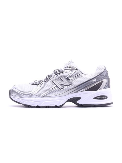 Tênis New Balance 740