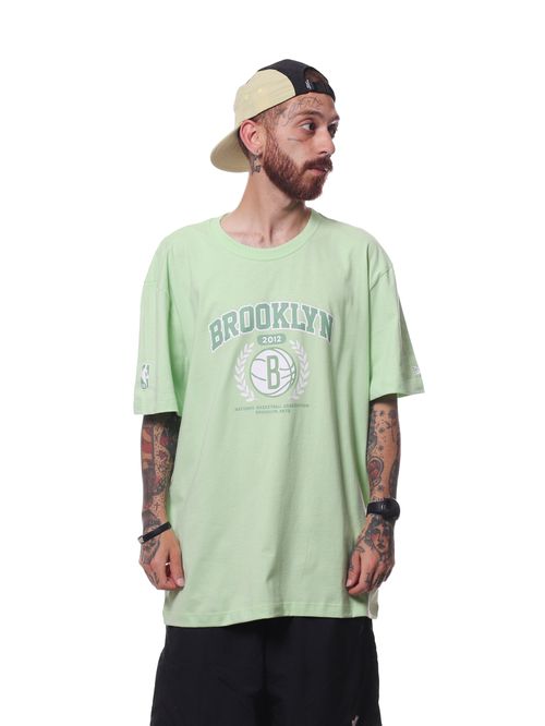 Camiseta New Era Fashion College