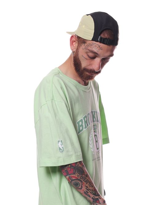 Camiseta New Era Fashion College