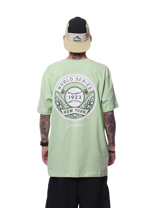 Camiseta New Era Fashion College