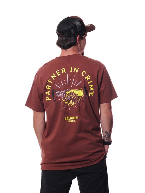 Camiseta Bali Company Partner In Crime