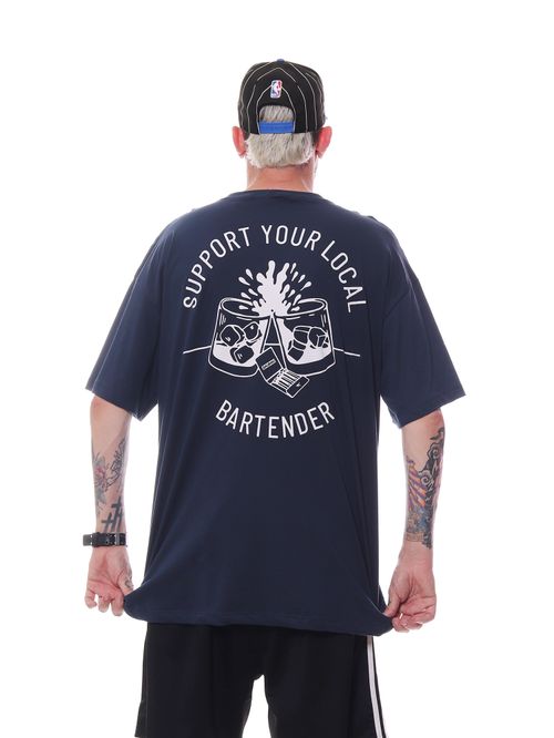 Camiseta Plus Size Bali Company Bartender