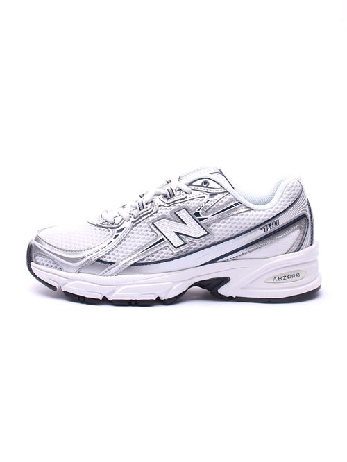 Tênis New Balance 740